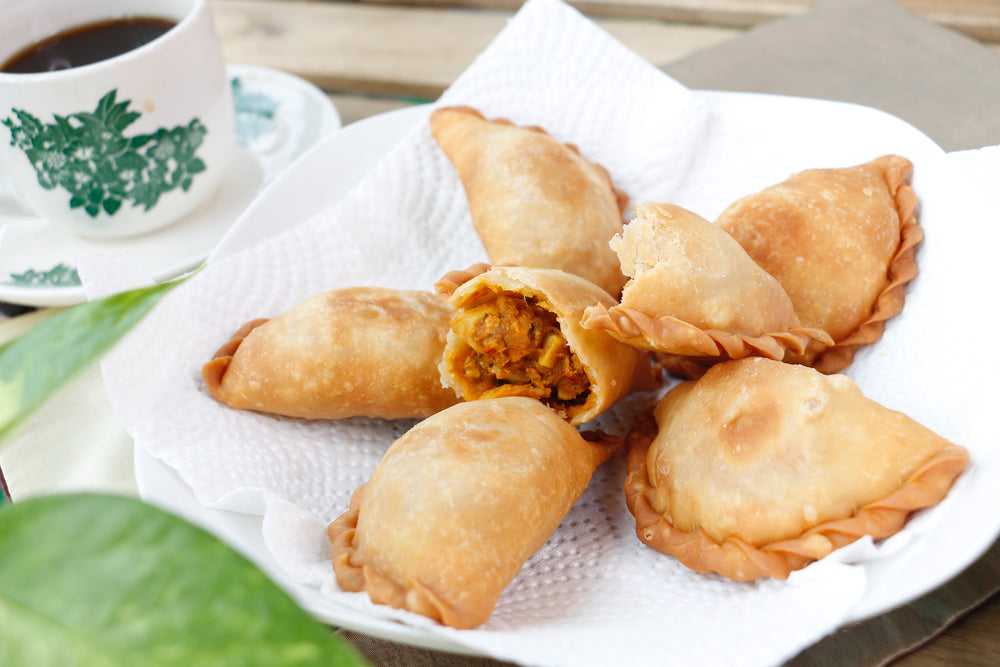 6 empanadas on a plate